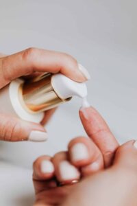 5 utilisations insolites du lait maternel