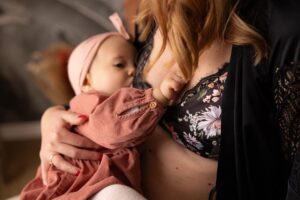 coussinets d'allaitement vs soutien-gorge d'allaitement absorbant